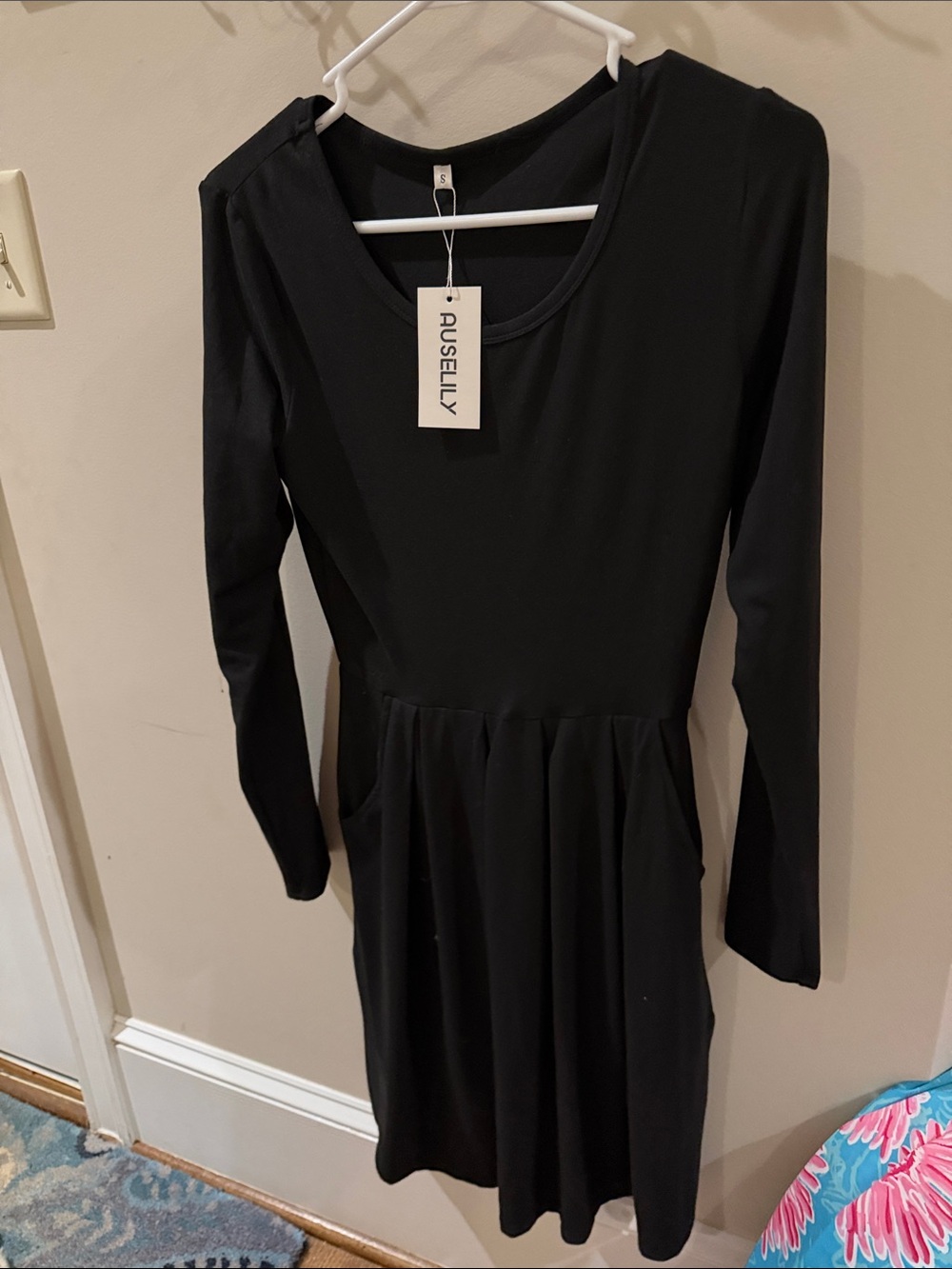 Ruseilly Women's Black Long-Sleeve Fit & Flare Dress